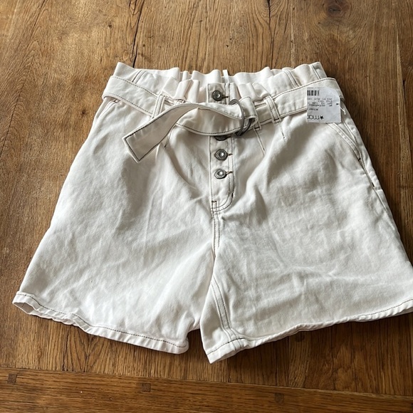 Free People Cindy Utility Paper Bag Button Shorts - Picture 4 of 7